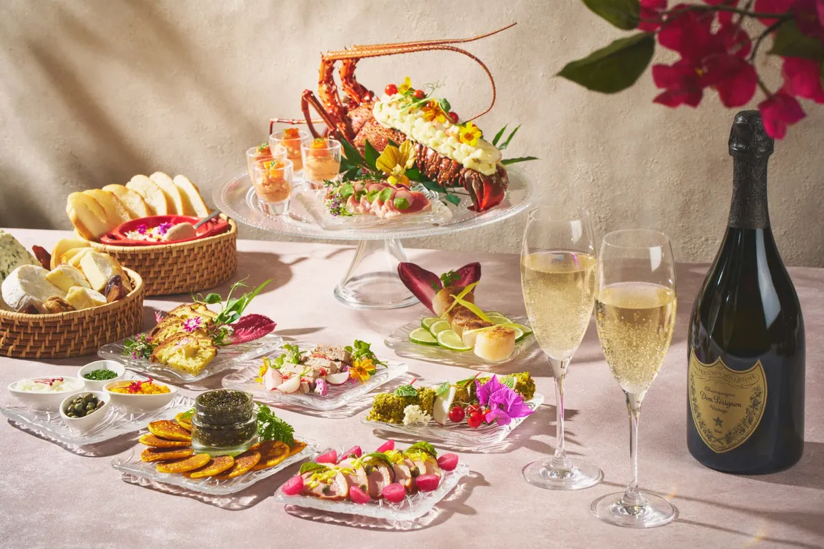 シェラトン沖縄サンマリーナリゾートのプライベートクルーズ外観