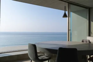 淡路島に誕生した絶景スモールホテル「S.EAVES」｜1日2組限定、海を見るために設計された贅沢な休息