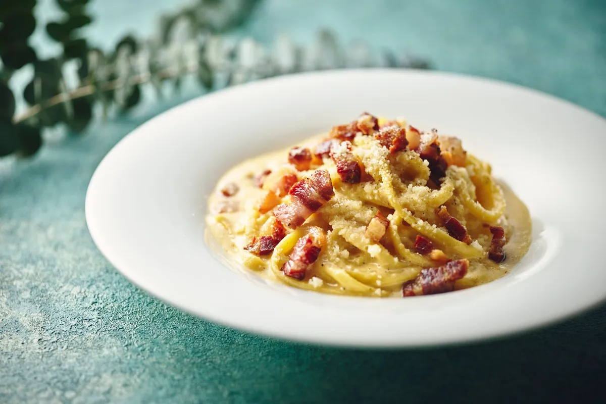自家製トンナレッリのカルボナーラ
