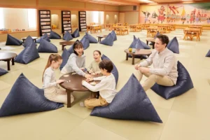 メルキュール長野松代に大空間ラウンジ「わらうんじ」誕生！漫画3,000冊やボルダリングをオールインクルーシブで