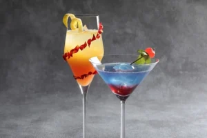 シェラトン都ホテル大阪で初夏を彩る「花の競演」。紫陽花カクテルや1日5杯限定の贅沢ベリーニが登場