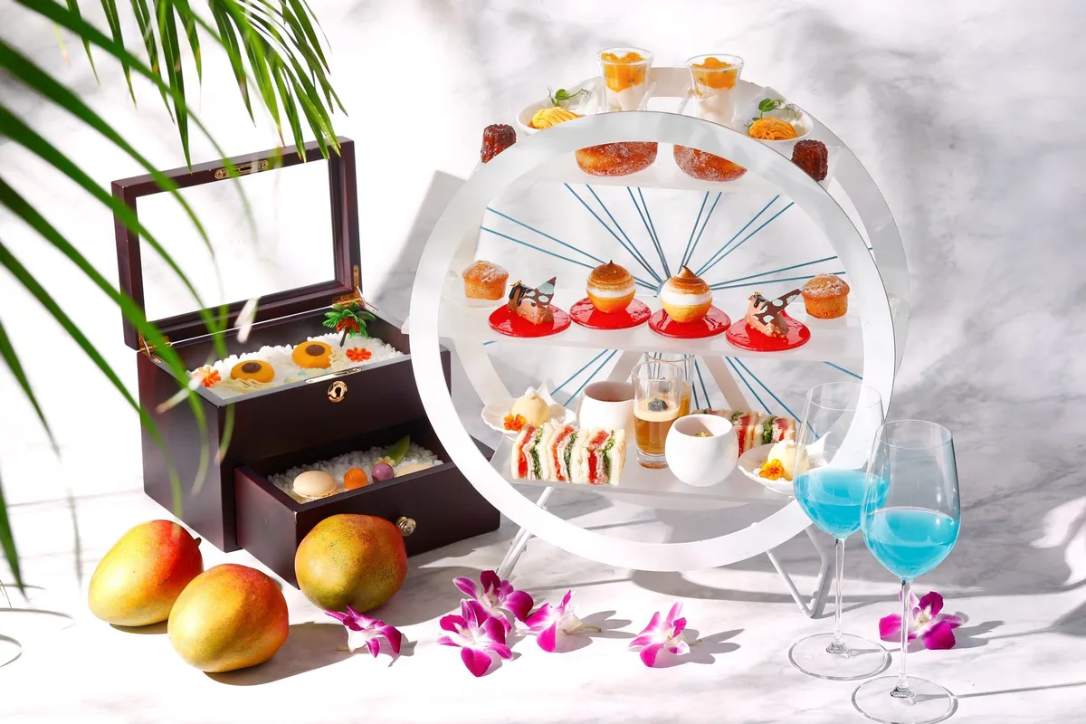 ザ・カハラ・ホテル＆リゾート 横浜のトロピカルアフタヌーンティー全景