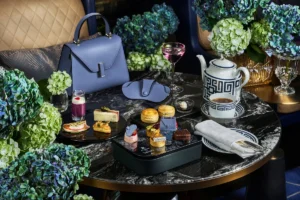 セント レジス ホテル 大阪×ヴァレクストラ。5月限定、アジサイが彩る至高のアフタヌーンティー