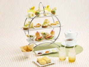 ロイヤルパークホテルで極上の初夏を。6月限定「サマーフルーツアフタヌーンティー」でメロンとマンゴーを堪能