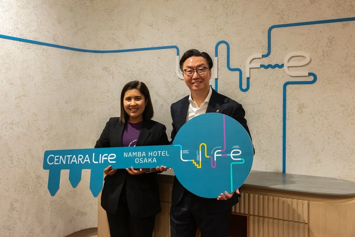 シモンズ製ベッドを完備した清潔感あふれる客室インテリア