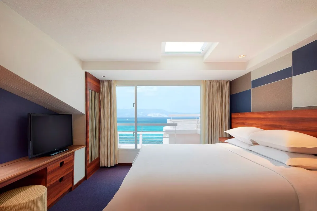 海を望むベッドルーム