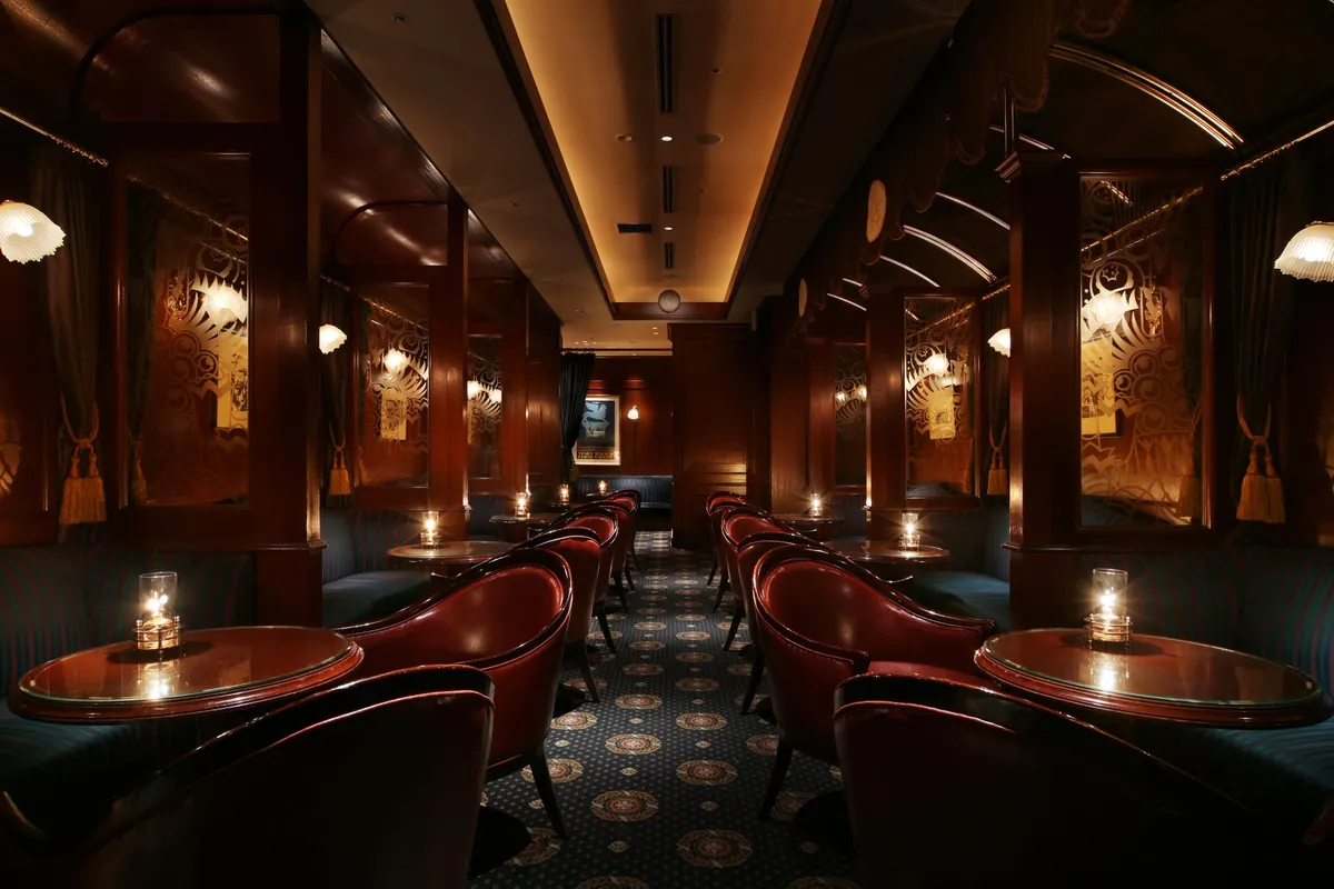 オリエント急行の客車をイメージしたボックス席