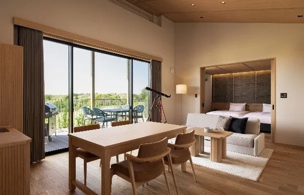 テラスでのBBQも楽しめるプライベート空間