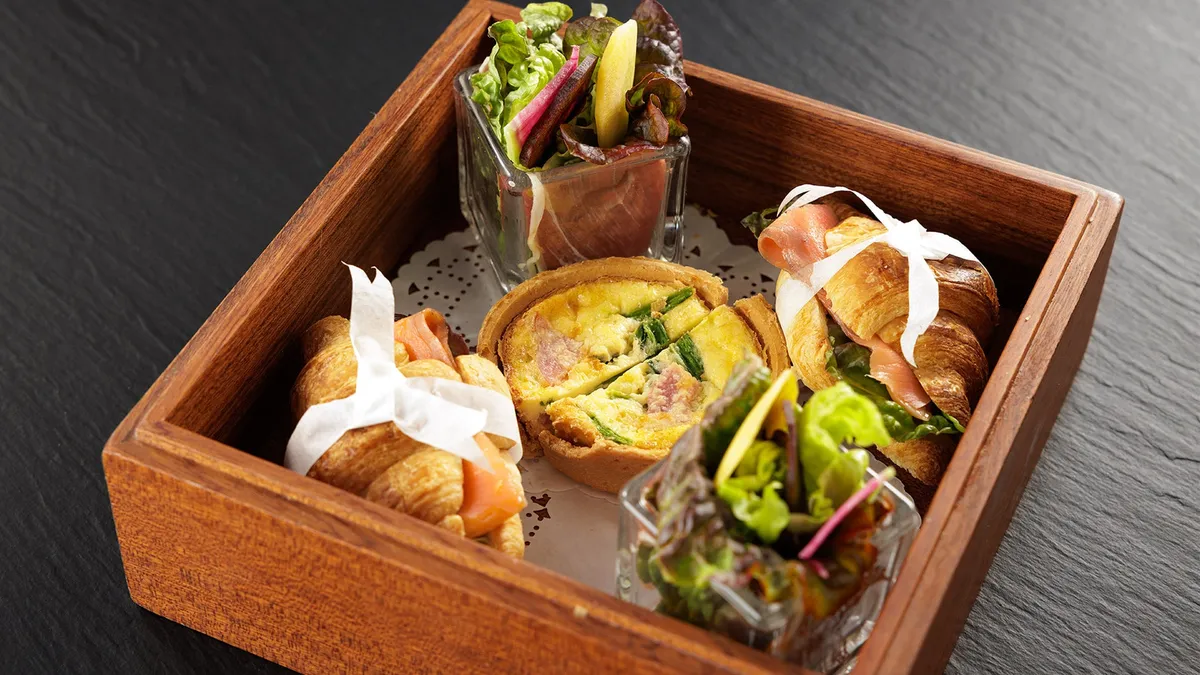 1段目のセイボリーボックス