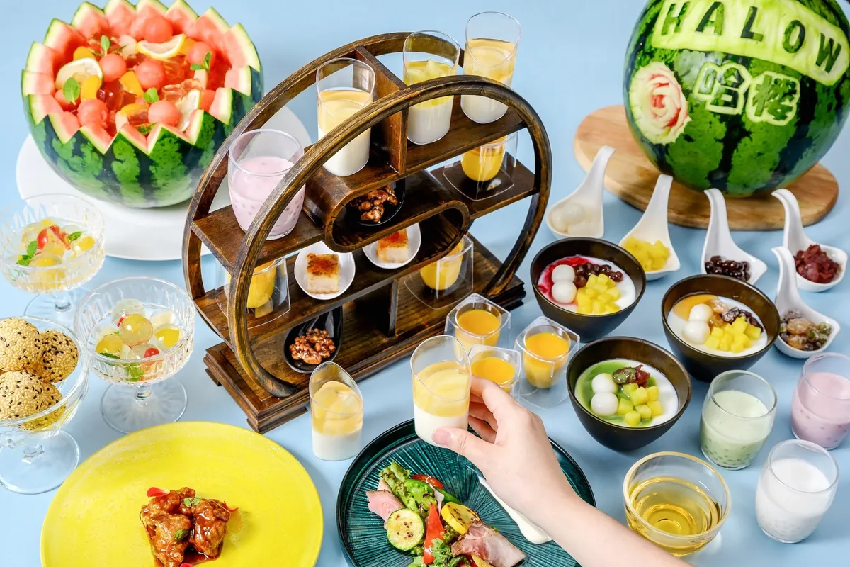 自分好みにカスタマイズできる豆花や九龍球などのスイーツ