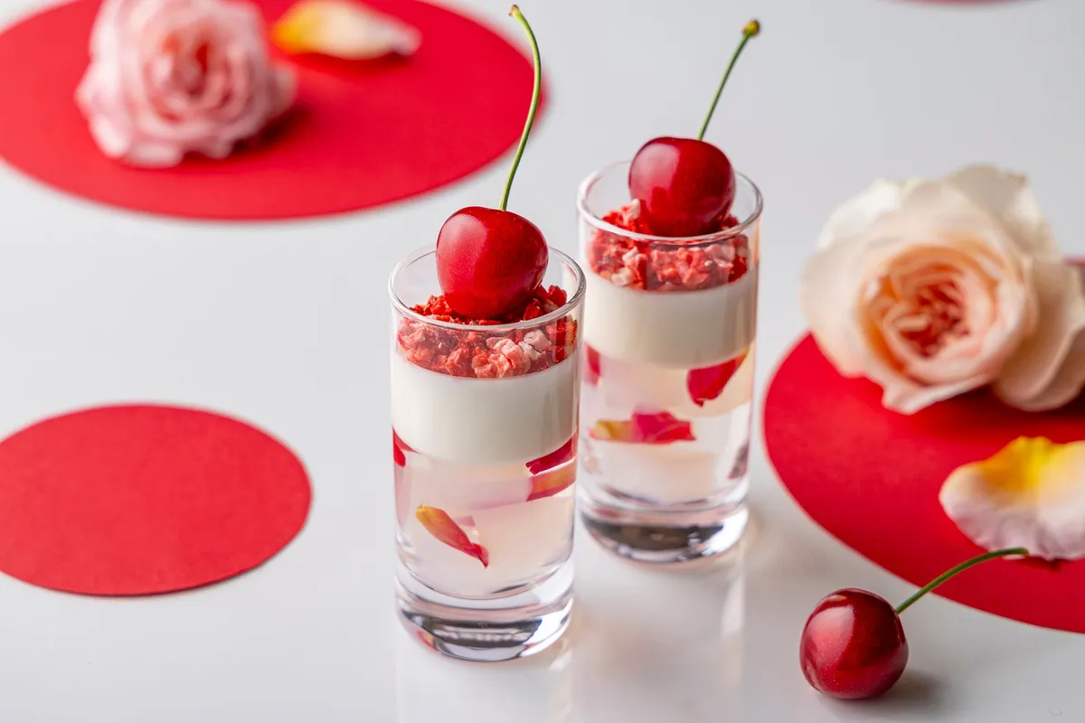 バラとライチの香るヴェリーヌ