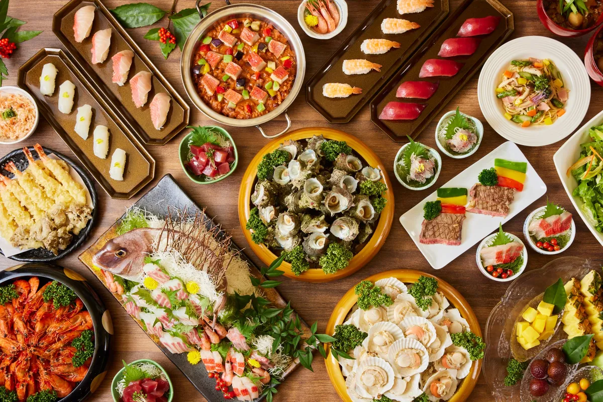 豪華なバイキング料理の全景