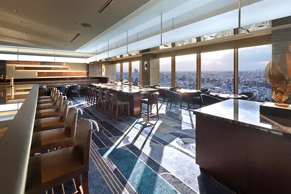 土日祝限定コース「フェリーチェ」の豪華なメイン料理