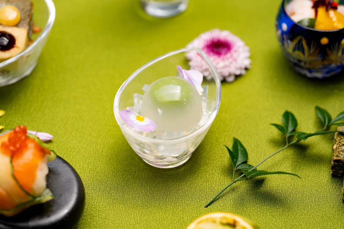 透明感あふれる葛のスイーツ