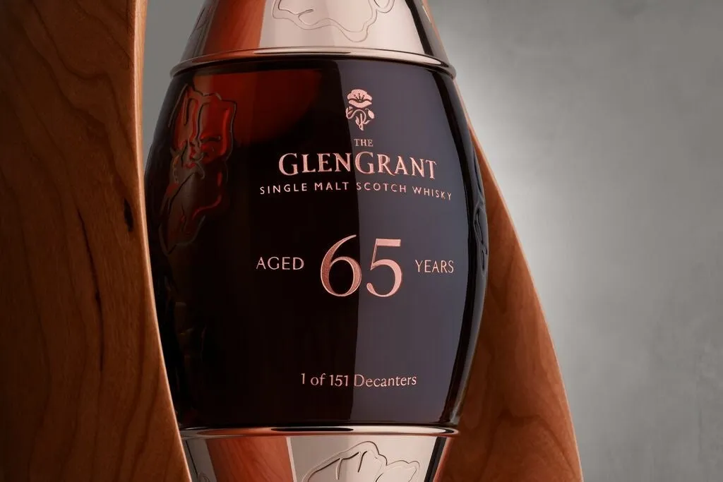 65年の熟成を示すグレングラントのボトルアップ