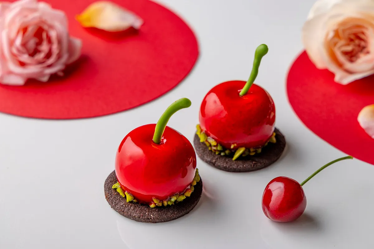 艶やかなチェリーのムース