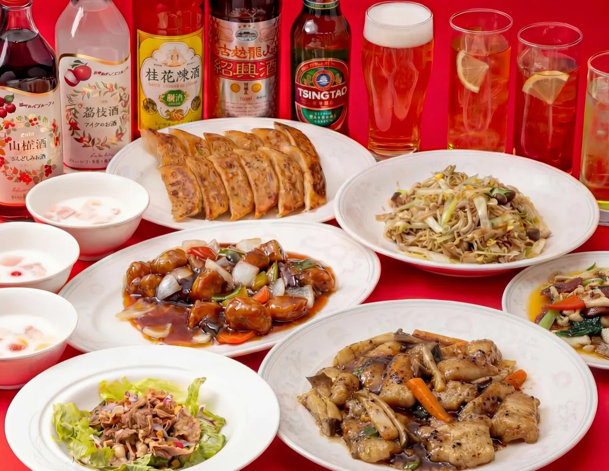 餃子や酢豚、青島ビールなどの本格中国料理メニュー