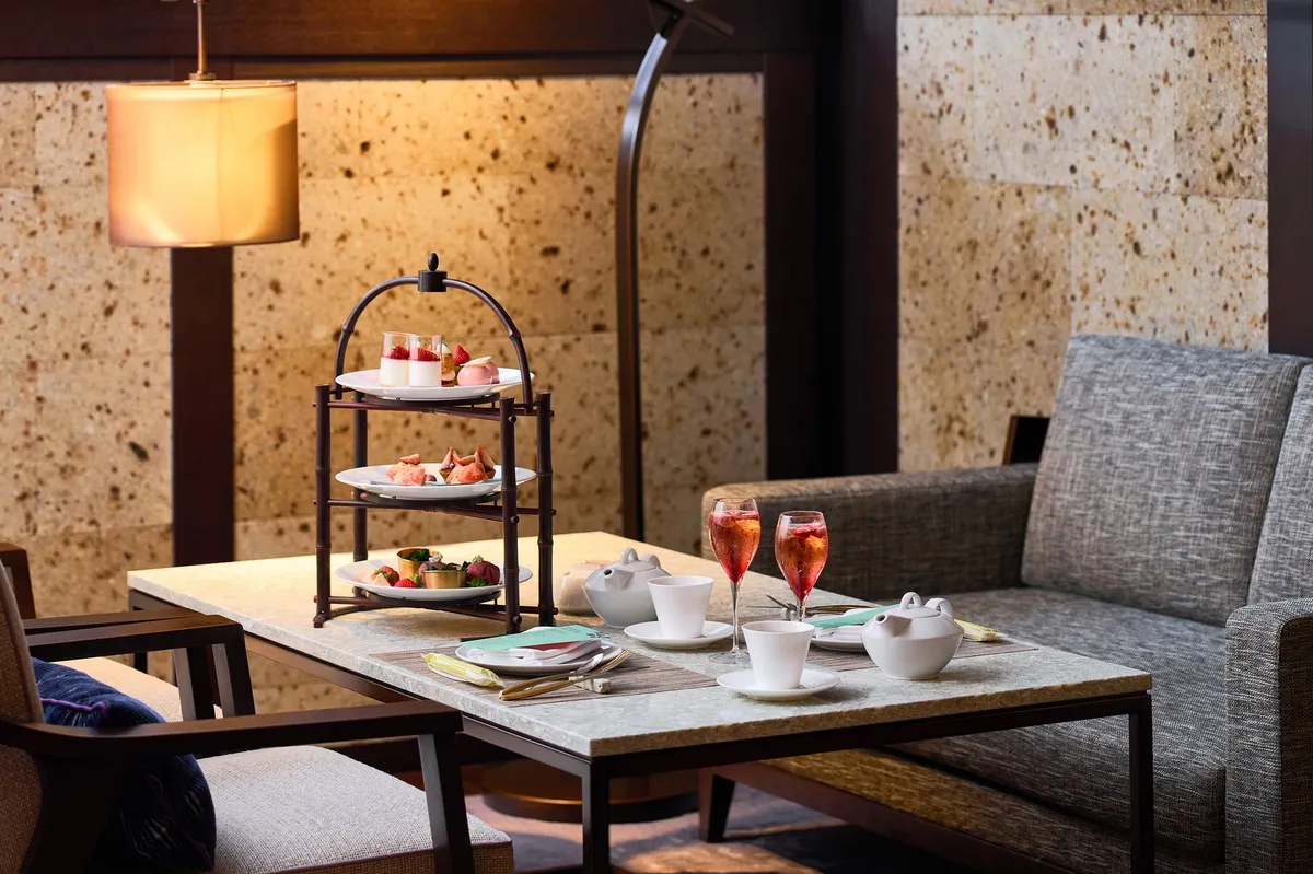 ダーワ・悠洛 京都 Lounge & Bar 1867のレトロモダンな空間