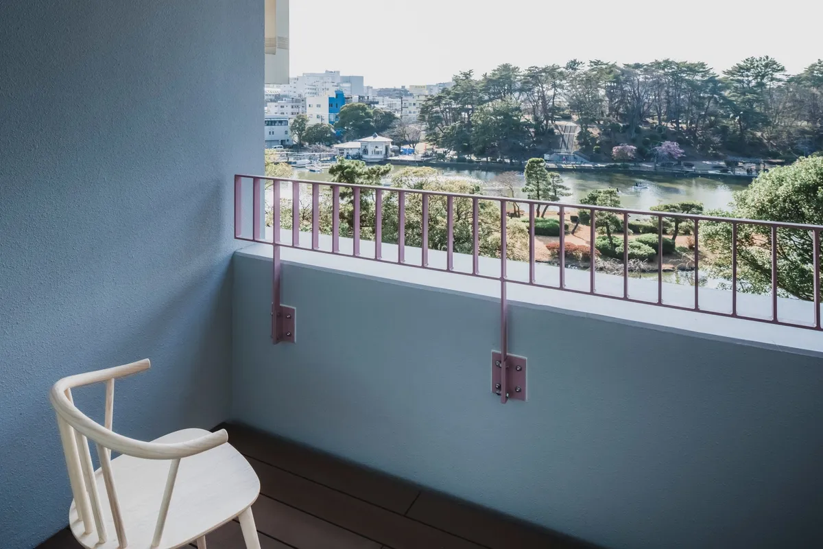 客室バルコニーからの千葉公園の眺望