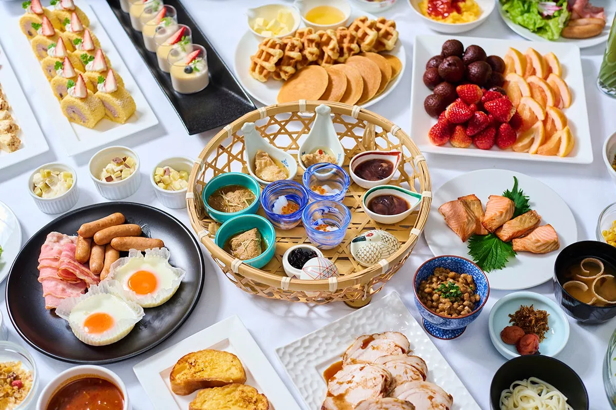 石川のじわもんが並ぶ豪華な朝食ブッフェ