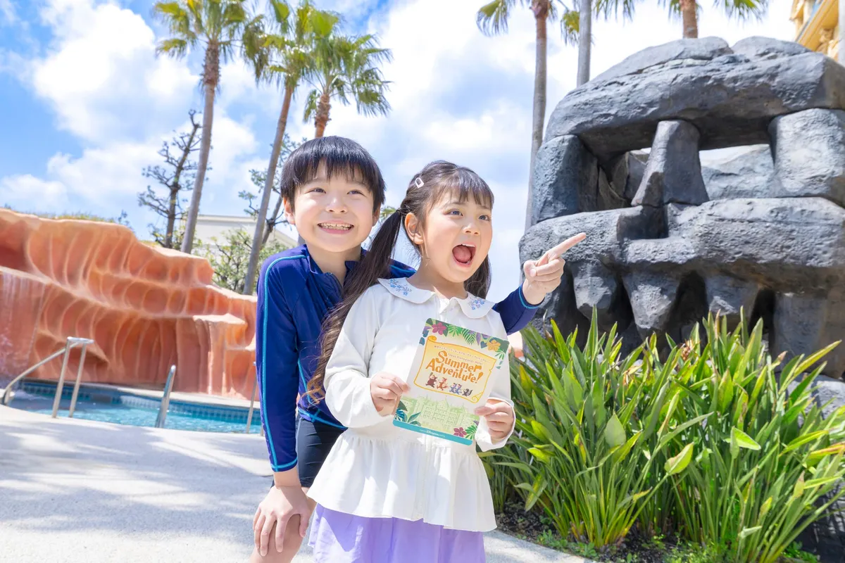 屋外プールでのアクティビティ