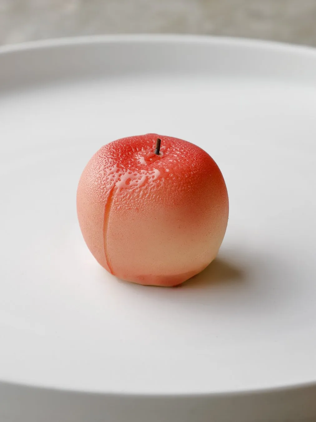 本物の桃のような見た目が愛らしいピーチバニラムース