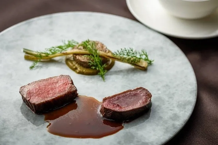 鹿児島食材が光る至高のメインディッシュ