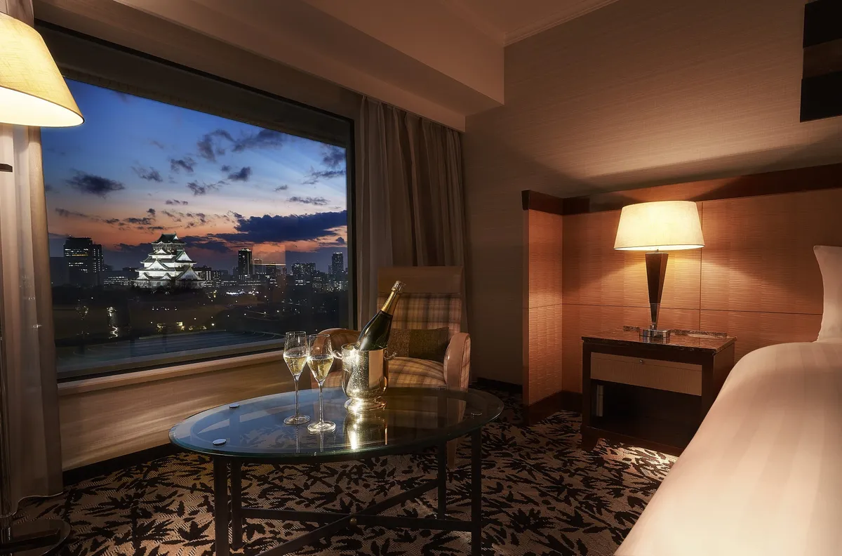 大阪城を望むスイートルーム