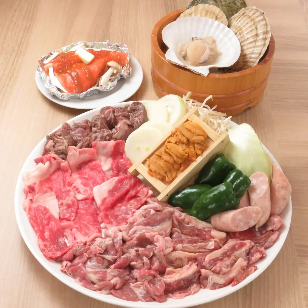 第3弾北海道BBQプレート、ホタテやウニ、鮭のちゃんちゃん焼き風メニュー