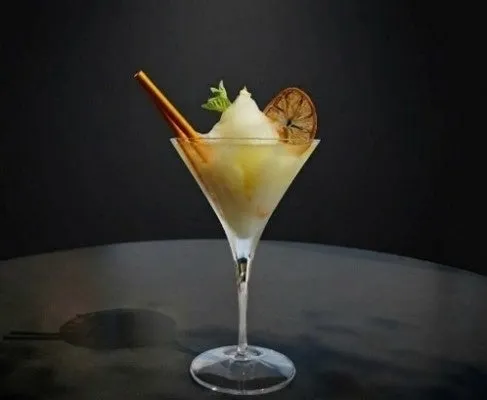 鹿児島の酒を合わせた記念カクテル Truss