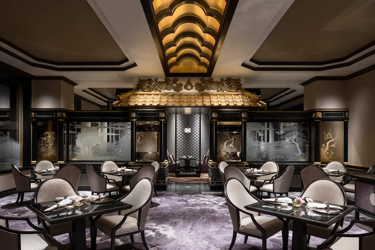 龍天門のラグジュアリーな内装