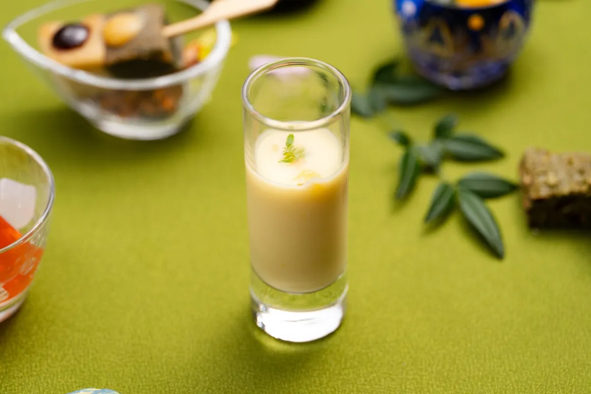 和だし仕立ての冷やしコーンスープ