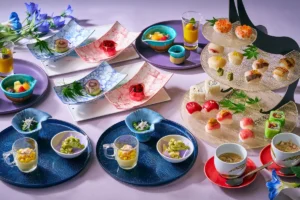 ザ・プリンスギャラリー 東京紀尾井町で夏を愛でる。アサガオがテーマの麗しき寿司アフタヌーンティー