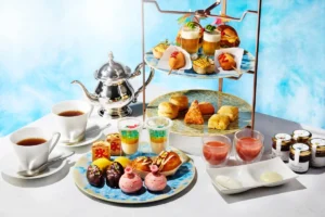 シャングリ・ラ 東京で大人の夏祭り。遊び心満載の「トロピカルアフタヌーンティー」が期間限定で登場