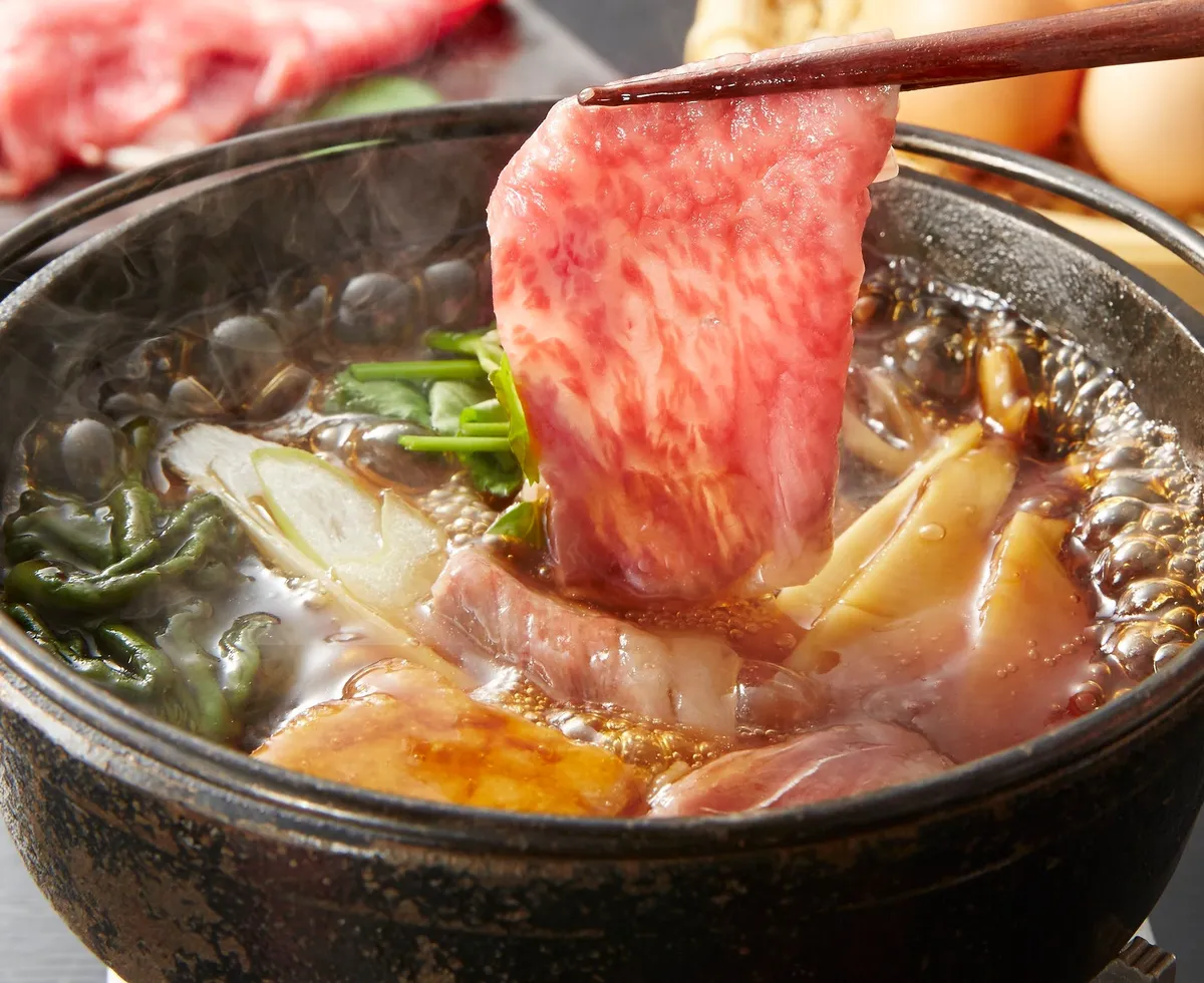 秋田錦牛のすき焼き