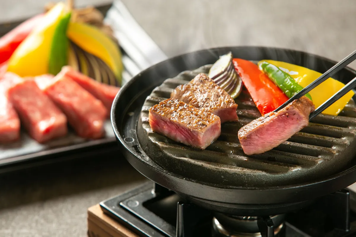 秋田錦牛のステーキ