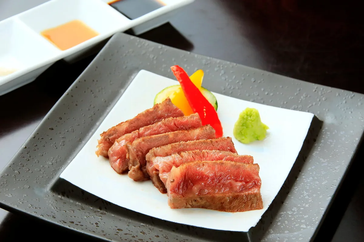 箱根西麓牛のステーキ