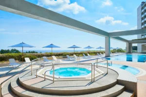 淡路島で最高の夏休み！グランドニッコー淡路の絶景プール＆豪華ブッフェでリゾートを満喫