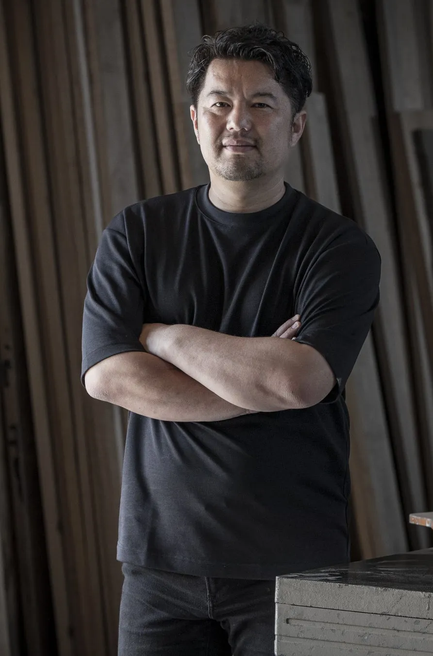 大工アーティストHISHIDA氏のポートレート