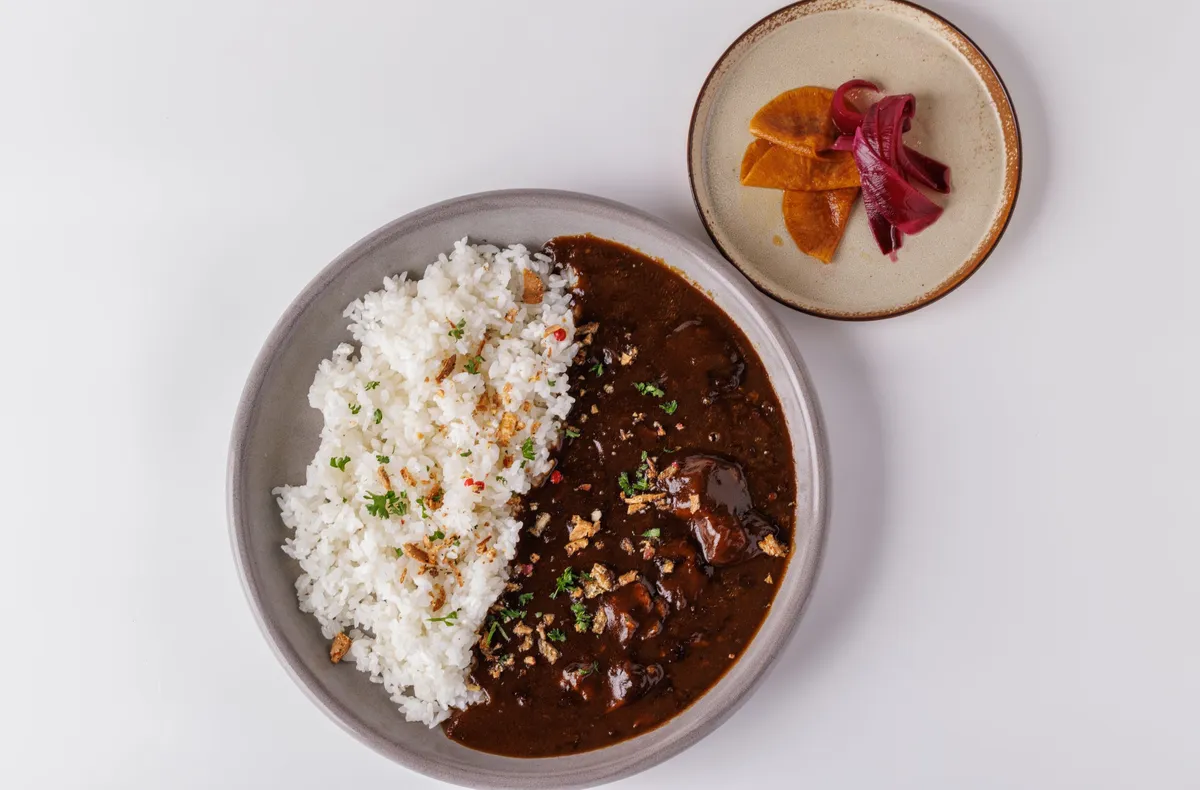 とろける牛すじカレー